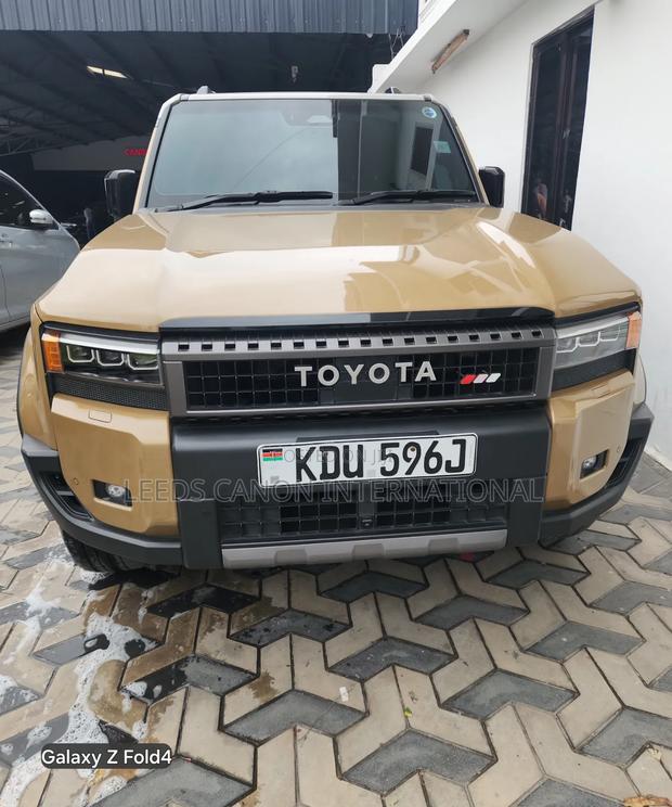 Toyota Land Cruiser Prado 2024 Orange