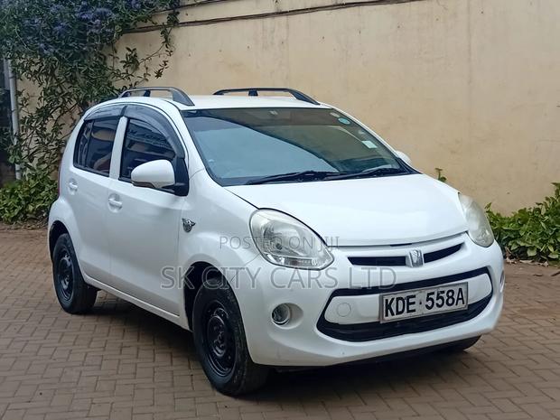Toyota Passo 2014 White