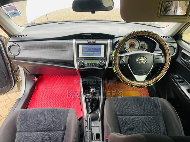 Toyota Corolla Fielder 2013 Silver