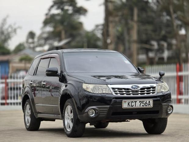 Subaru Forester 2011 Black