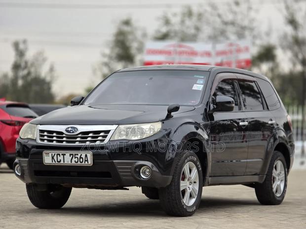 Subaru Forester 2011 Black