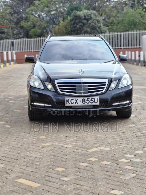 Mercedes-Benz E250 2012 Black