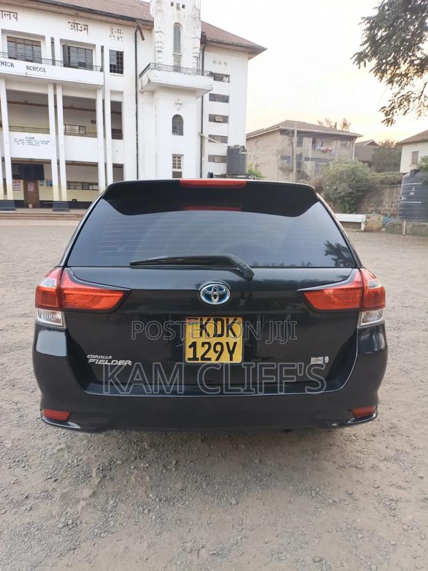 Toyota Corolla Fielder 2016 Black