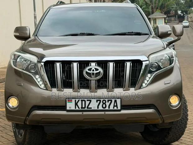 Toyota Land Cruiser Prado 2.8 D-4D 2015 Gray