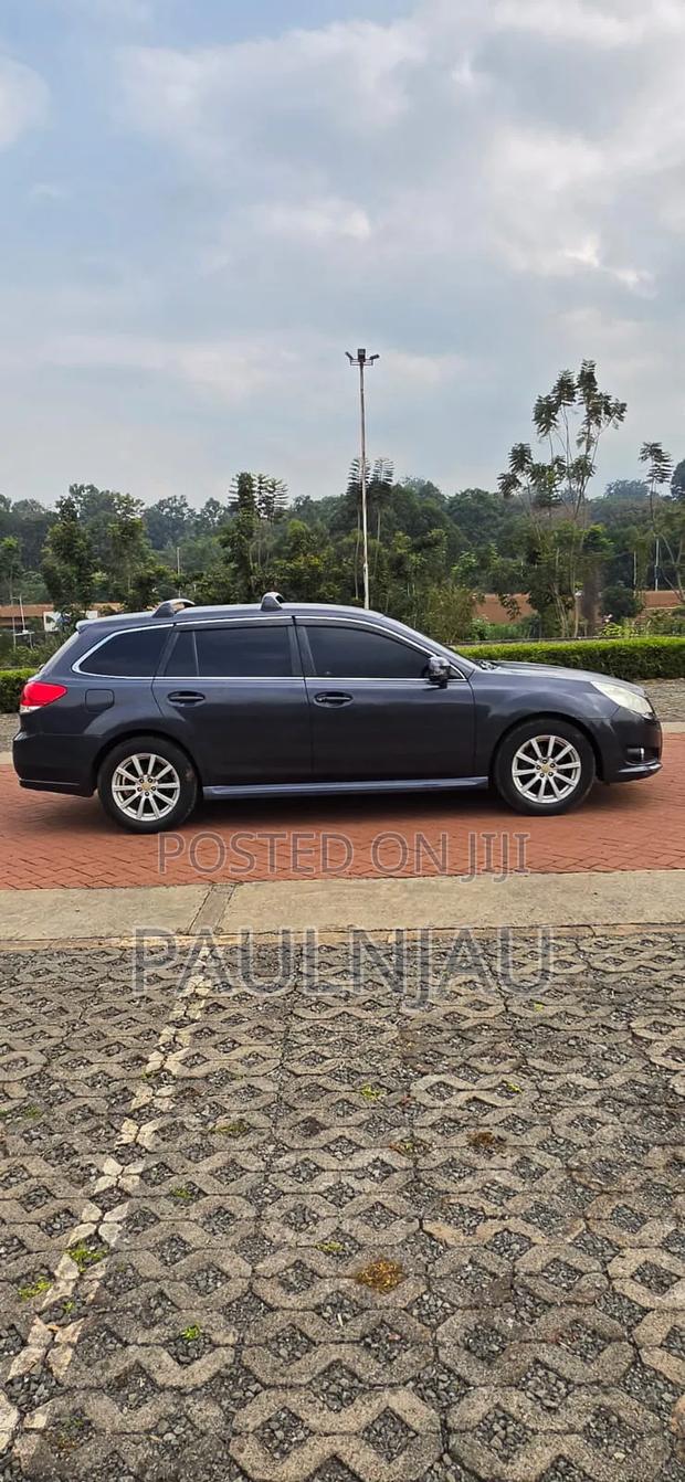 Subaru Legacy 2012