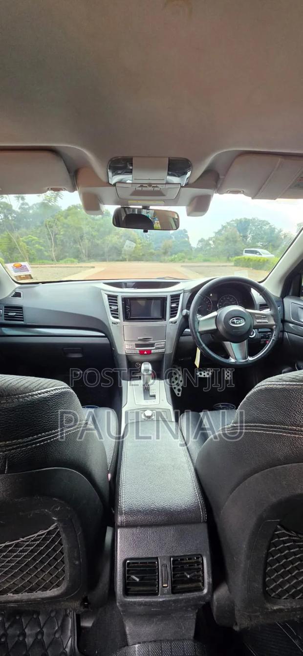 Subaru Legacy 2012