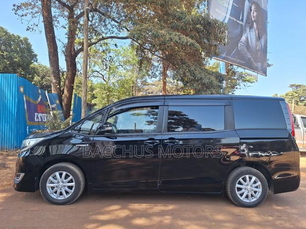 Toyota Noah 2019 Black