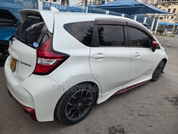 Nissan Note 2018 White