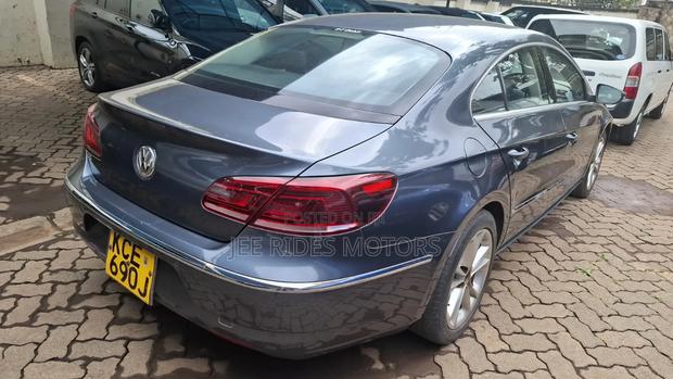 Volkswagen Passat 2015 Gray
