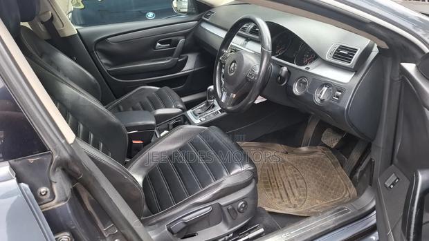 Volkswagen Passat 2015 Gray