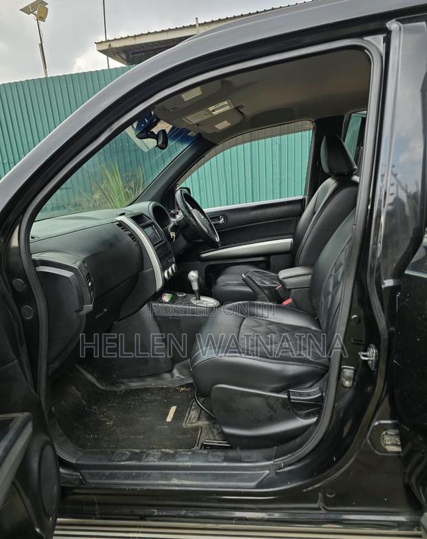 Nissan X-Trail 2011 Black