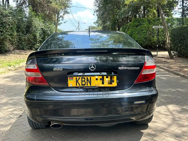 Mercedes-Benz C200 2005 Black