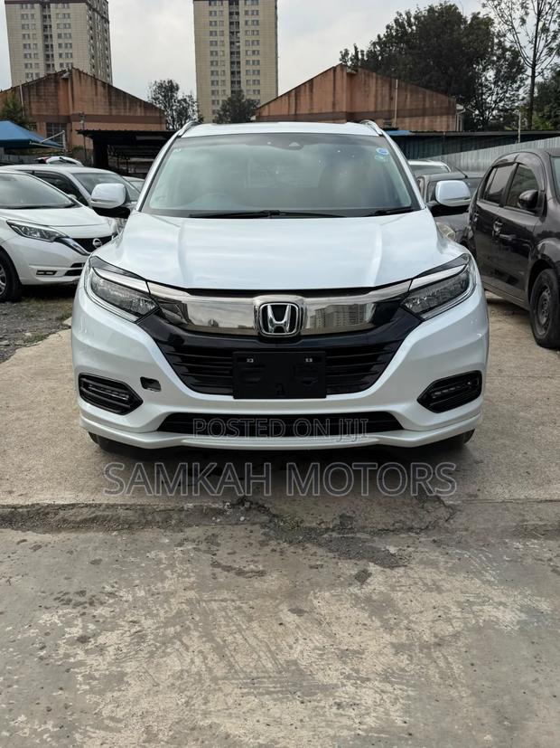 Honda Vezel 2020 White