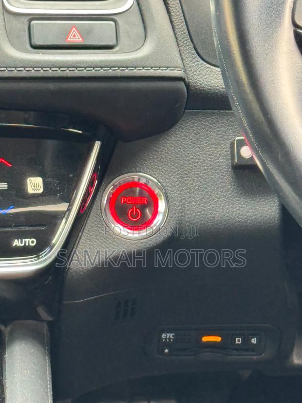 Honda Vezel 2020 White