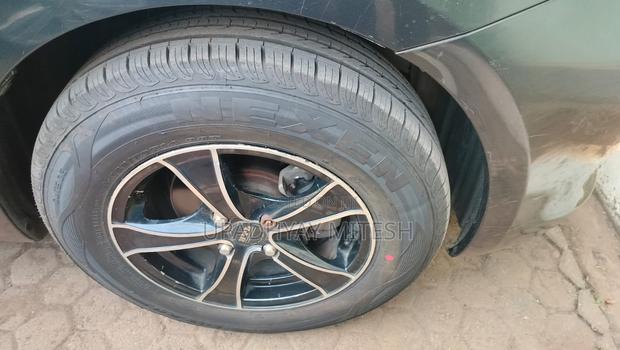 Toyota Belta 2009 Blue