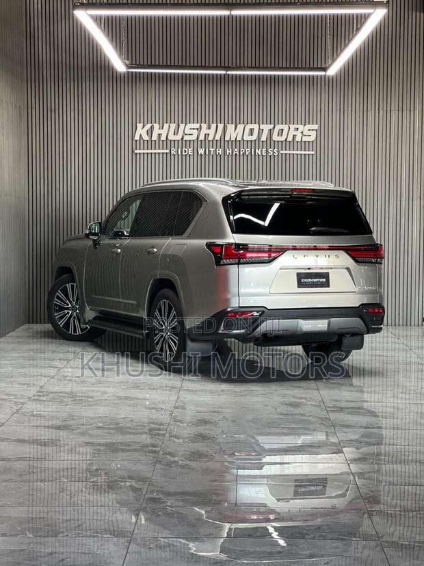 Lexus LX 2022 Gray