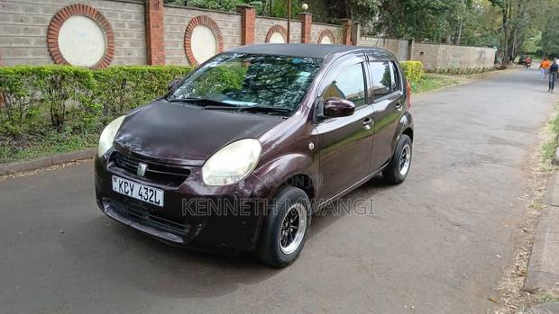 Toyota Passo 1.0 FWD 2013 Burgundy