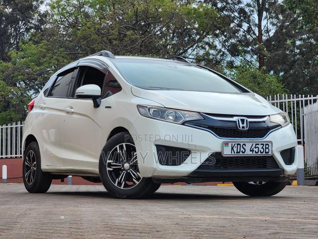 Honda Fit 2017 White