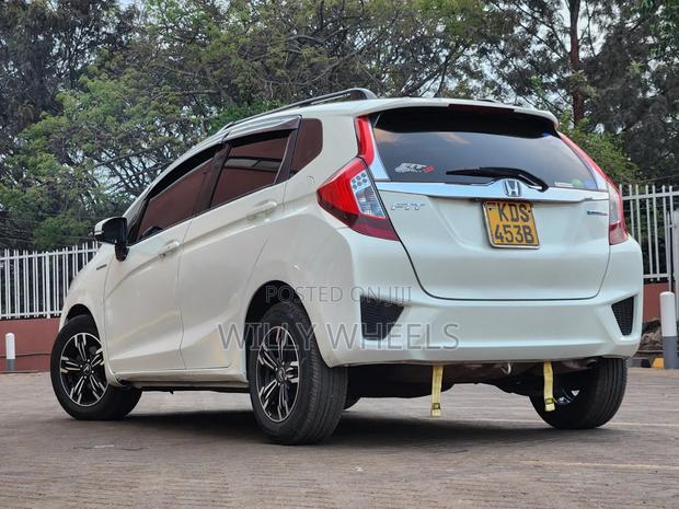 Honda Fit 2017 White