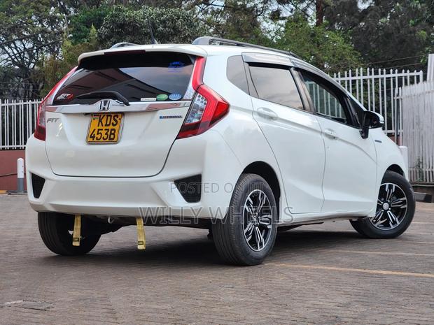 Honda Fit 2017 White