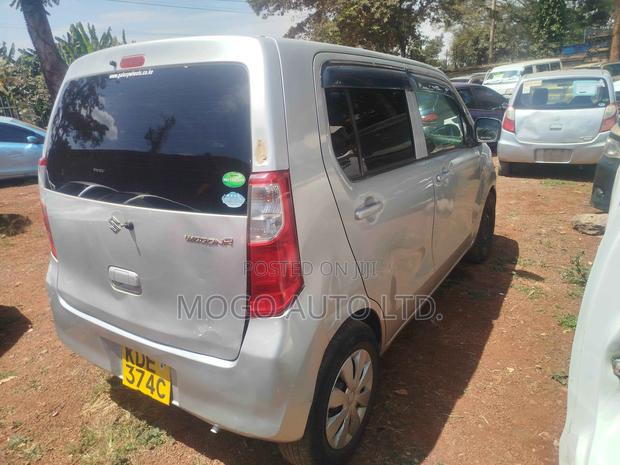 Suzuki Wagon R 2014 Silver