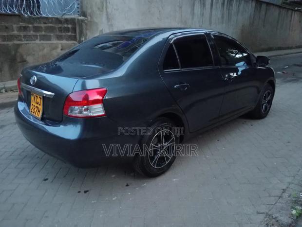 Toyota Belta 2009 Black