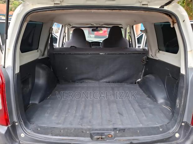 Toyota Probox 2007 White