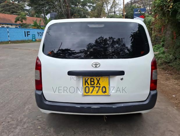 Toyota Probox 2007 White
