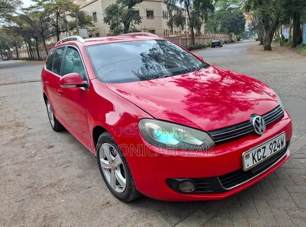 Volkswagen Golf 2013 Red