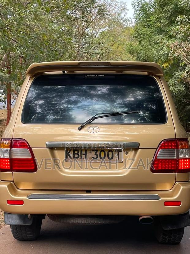 Toyota Land Cruiser 2003 Gold