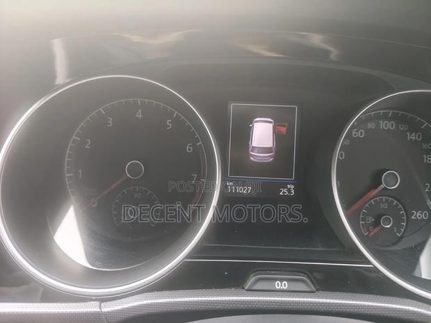 Volkswagen Touran 2019 Blue