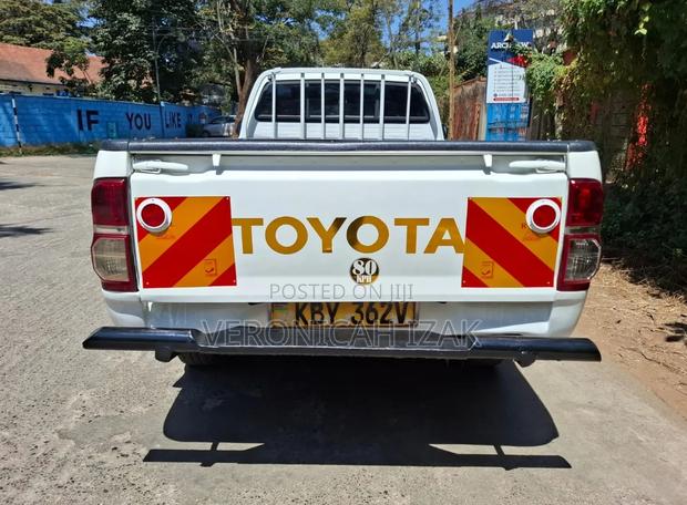 Toyota Hilux 2014