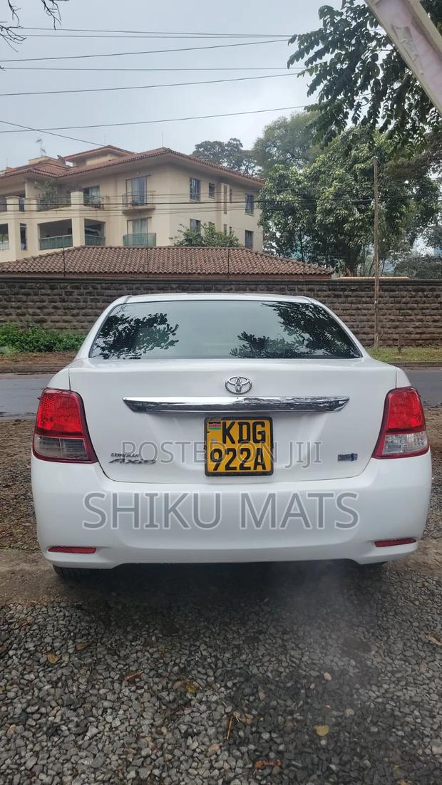 Toyota Axio 2014
