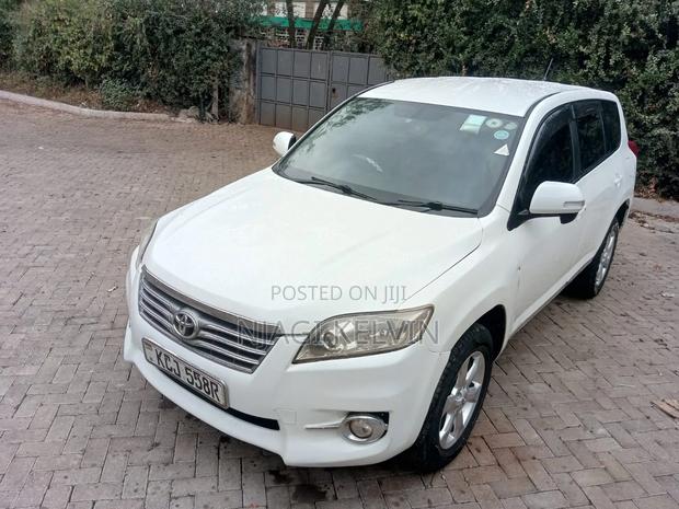 Toyota Vanguard 2009 Off white