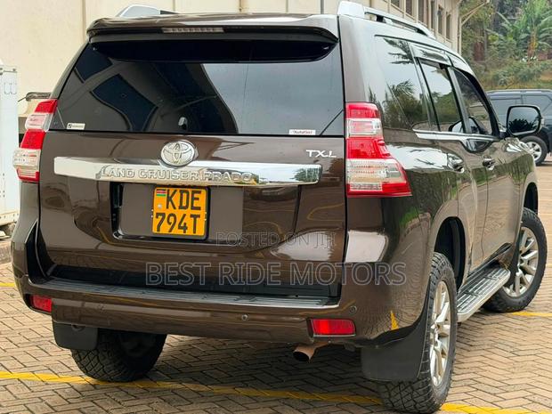 Toyota Land Cruiser Prado 2.7 2017 Brown