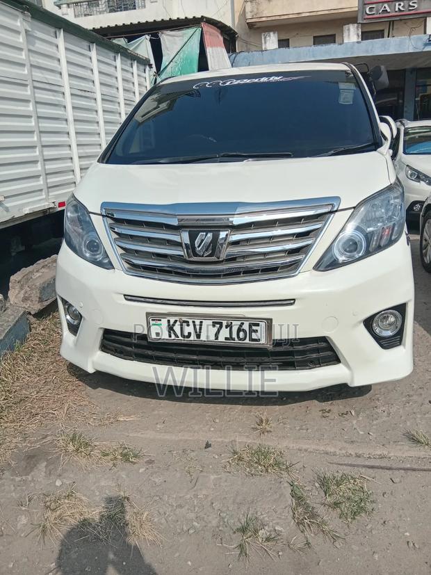 Toyota Alphard 2012 White