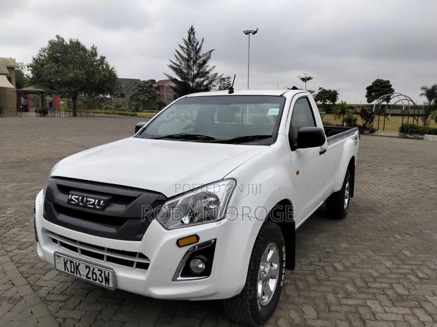 Isuzu D-MAX 2023 Pearl