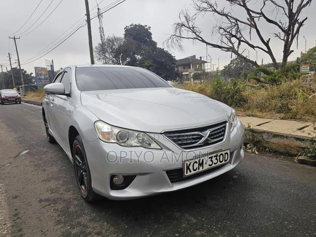 Toyota Mark X 2010 Silver