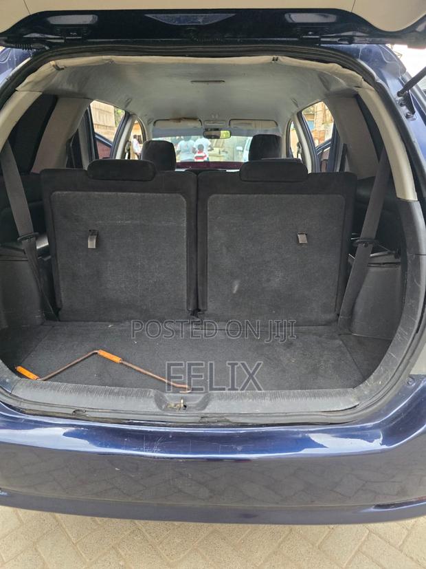 Toyota Wish 2006 Blue