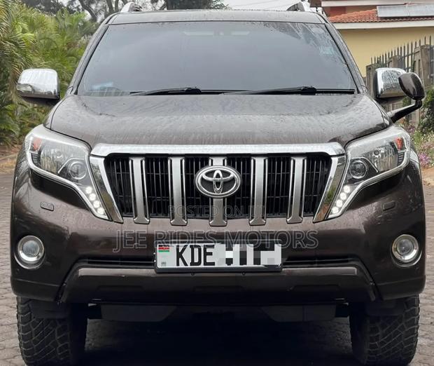 Toyota Land Cruiser Prado 2017 Brown