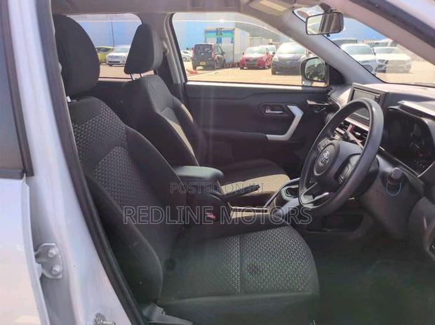 Toyota Raize 1.0 FWD 2020 Pearl