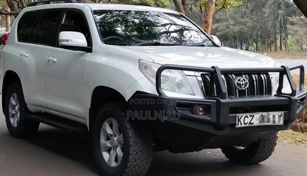 Toyota Land Cruiser Prado 2013