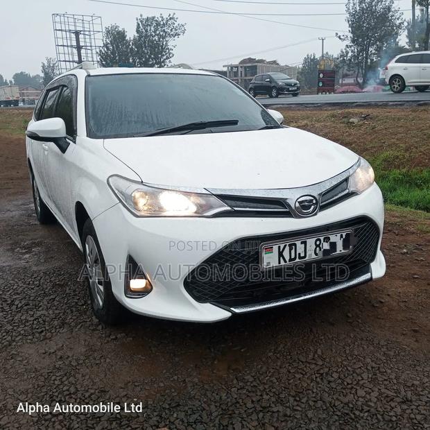 Toyota Corolla Fielder 2015 White