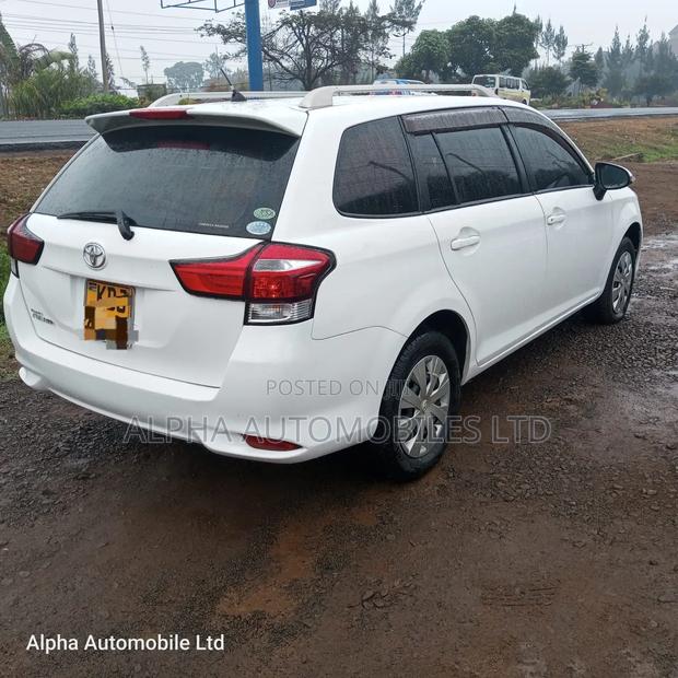 Toyota Corolla Fielder 2015 White