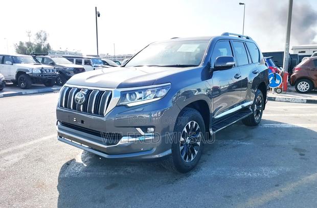 Toyota Land Cruiser Prado 2020 Gray