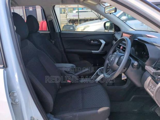 Toyota Raize 1.0 AWD 2020 Off white