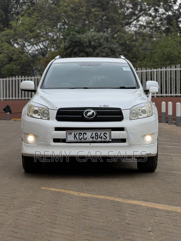 Toyota RAV4 2008 White