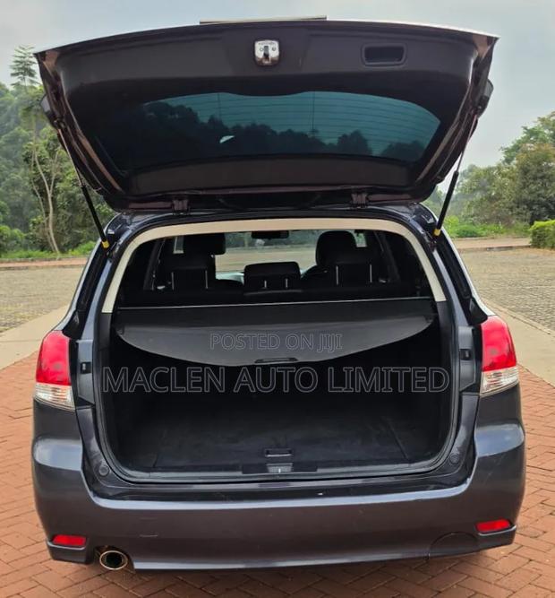 Subaru Legacy 2012 Gray