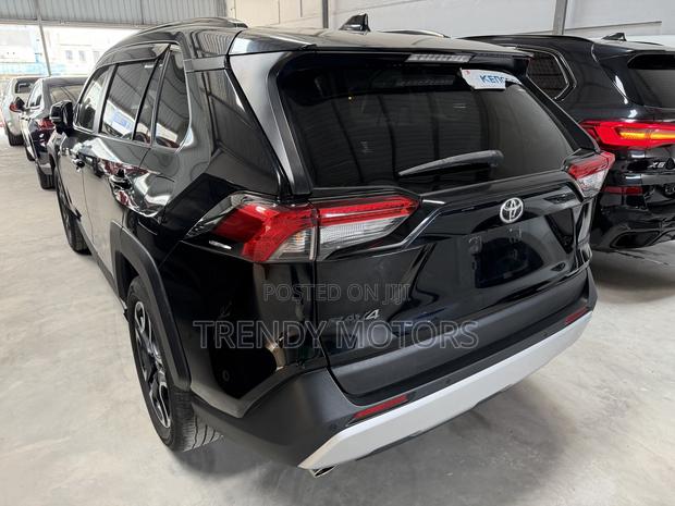 Toyota RAV4 2020 Black