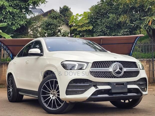 Mercedes-Benz GLE-Class GLE 400d 4MATIC 2019 White